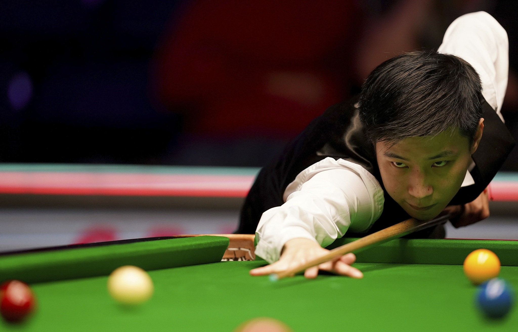 防守风格成 防守风格成