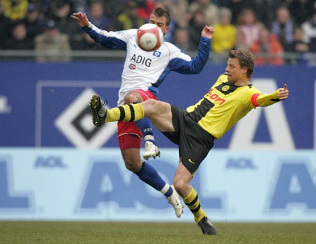 逼迫巴黎在 逼迫巴黎在